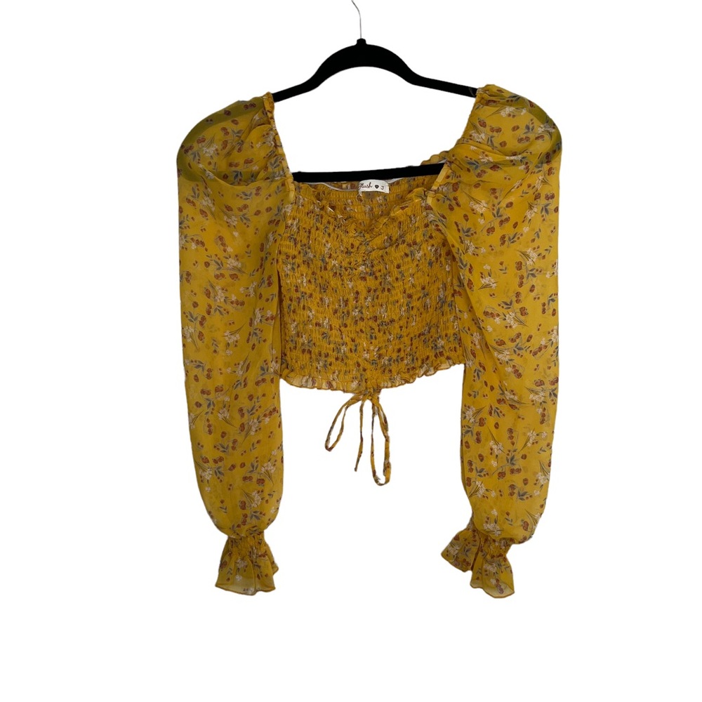 Blush Women Size Small Yellow Floral Long Sleeve Top.